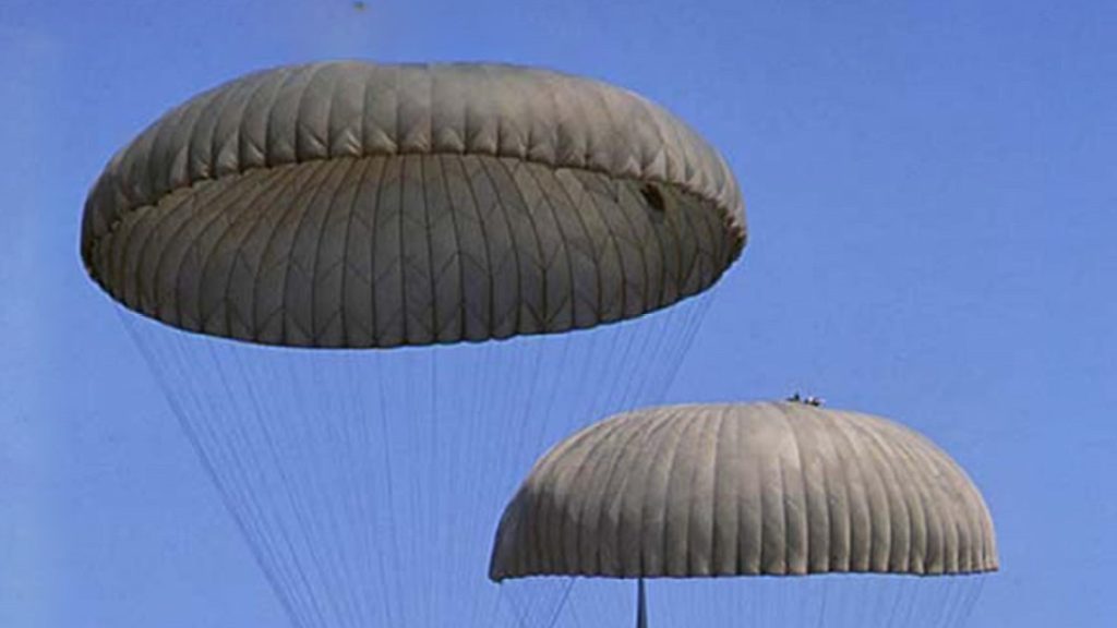 G-12 cargo parachute